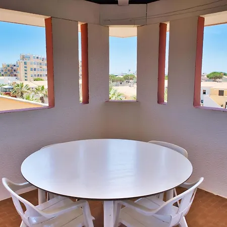 Apartment T3 With Balcony And Sea View *